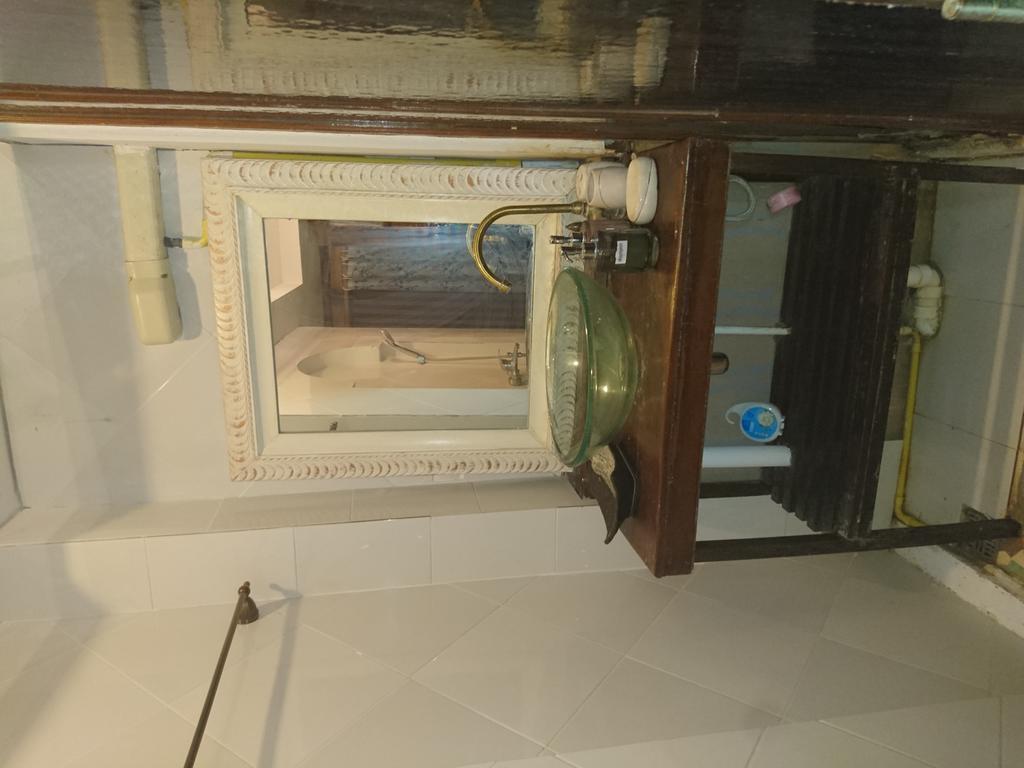 At Casa Guesthouse Ампхава Экстерьер фото